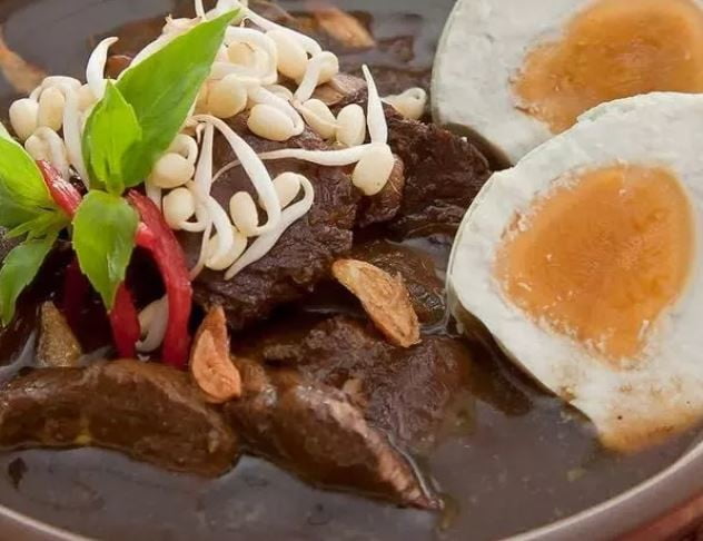 √ 23 Makanan Khas Daerah Di Indonesia Yang Paling Enak