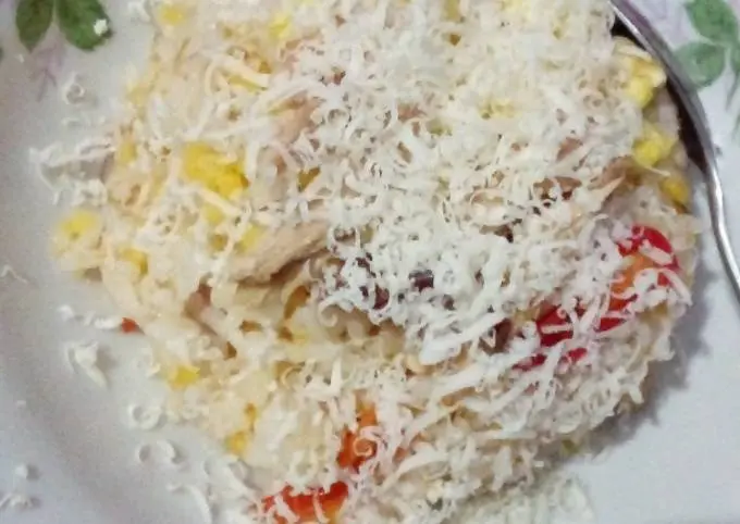 Nasi Goreng Jawa dengan Topping Keju: